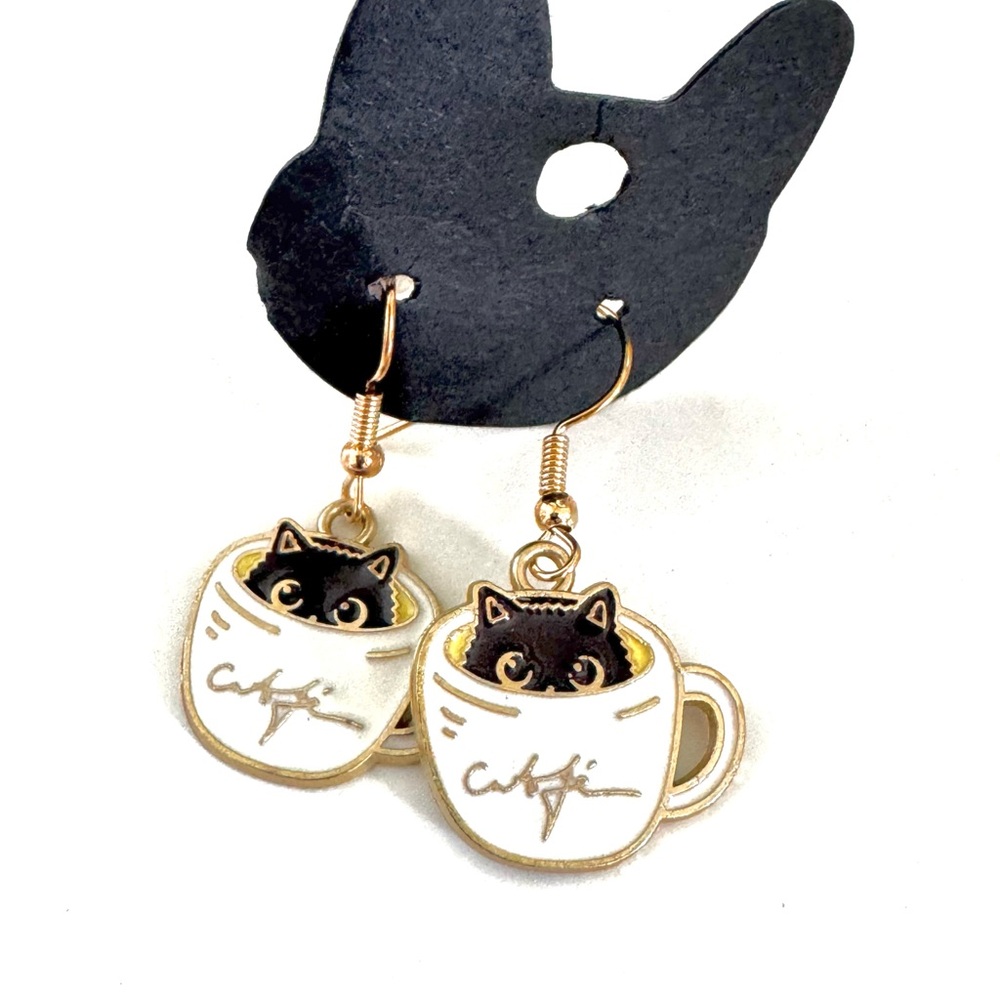 ☕️ NWT Cute Black Cat Peeking from Coffee Cup Earrings - Dangle Earrings 🐈‍⬛